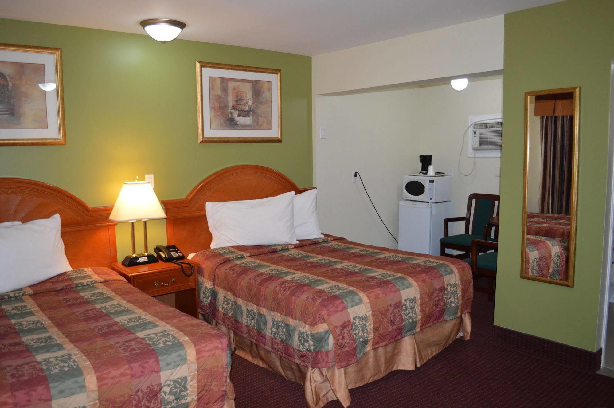 סטורג'און פאלס Lincoln Motel מראה חיצוני תמונה